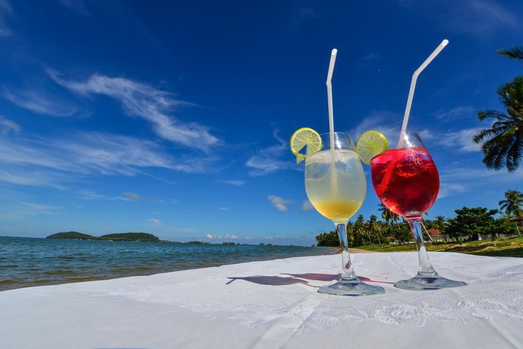 Star Light Beach Resort And Restaurant Chumphon Exteriör bild