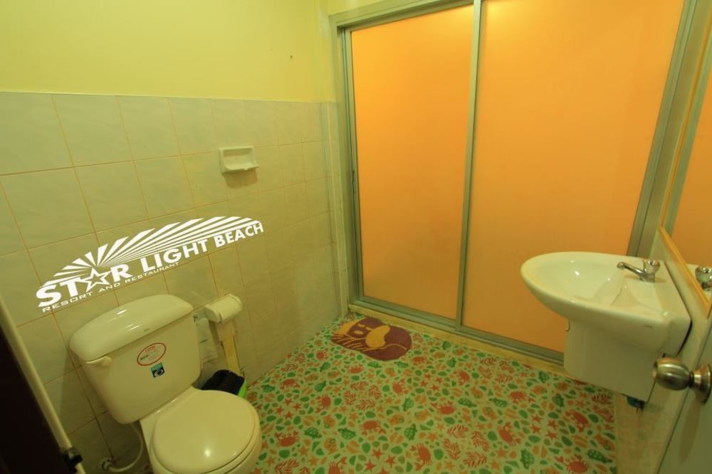 Star Light Beach Resort And Restaurant Chumphon Exteriör bild